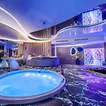 Apartamenty Quorum Z Jacuzzi Z Widokiem Na Odre By Bqqk Апартаменты *