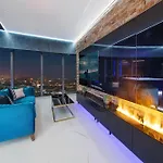 Apartamenty Quorum Z Jacuzzi Z Widokiem Na Odre By Bqqk Апартаменты
