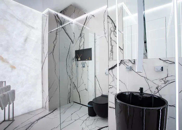 Sky Tower Z Jakuzzi Przy Oknie Appartement *