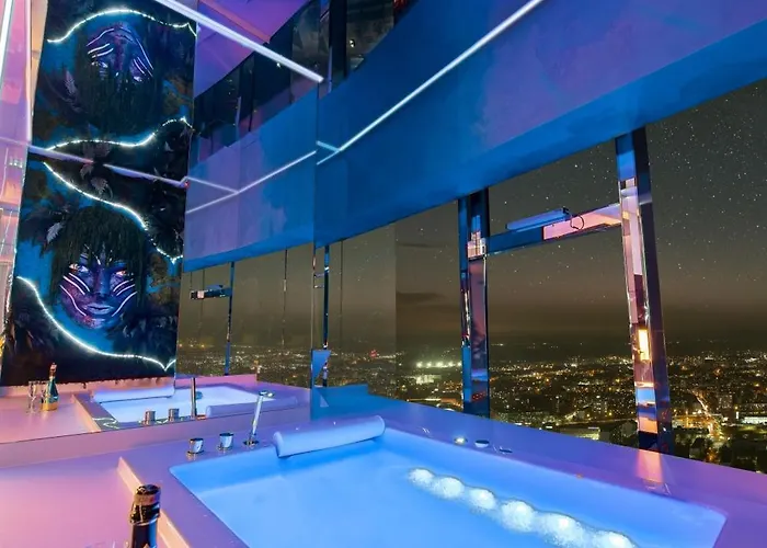 Sky Tower Z Jakuzzi Przy Oknie Appartement Wrocław