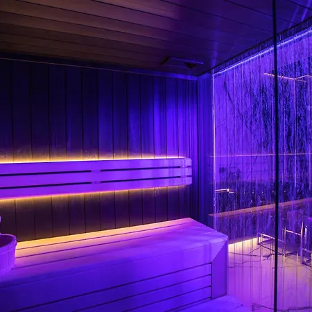 アパート Sky Tower Z Jakuzzi Przy Oknie ヴロツワフ