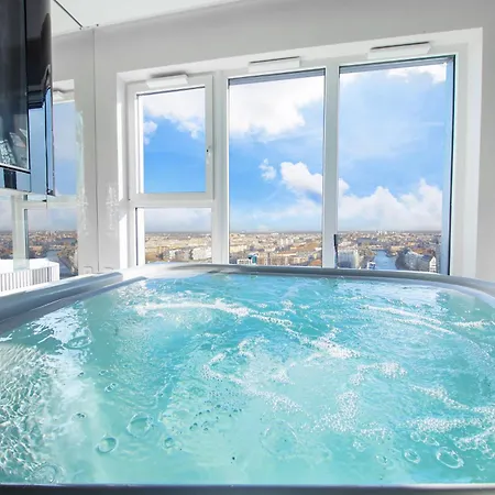Quorum Z Jacuzzi Z Widokiem Na Odre By Bqqk 公寓