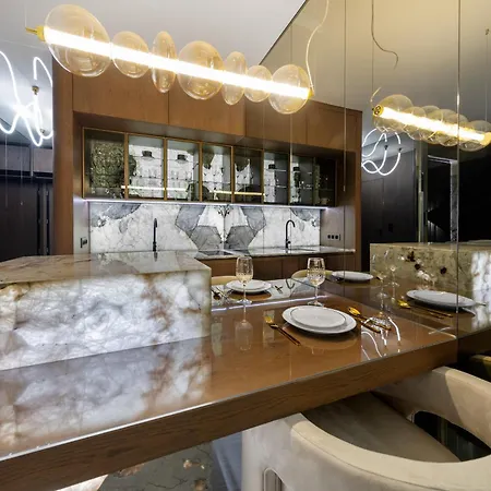 Quorum Z Jacuzzi Z Widokiem Na Odre By Bqqk Daire Wroclaw